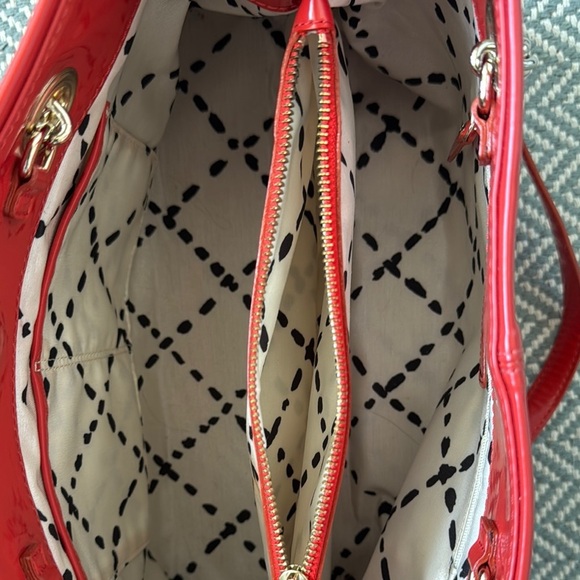 Vintage Kate Spade Orange and Gold Shoulder Bag with Glossy Finish - Picture 6 of 16